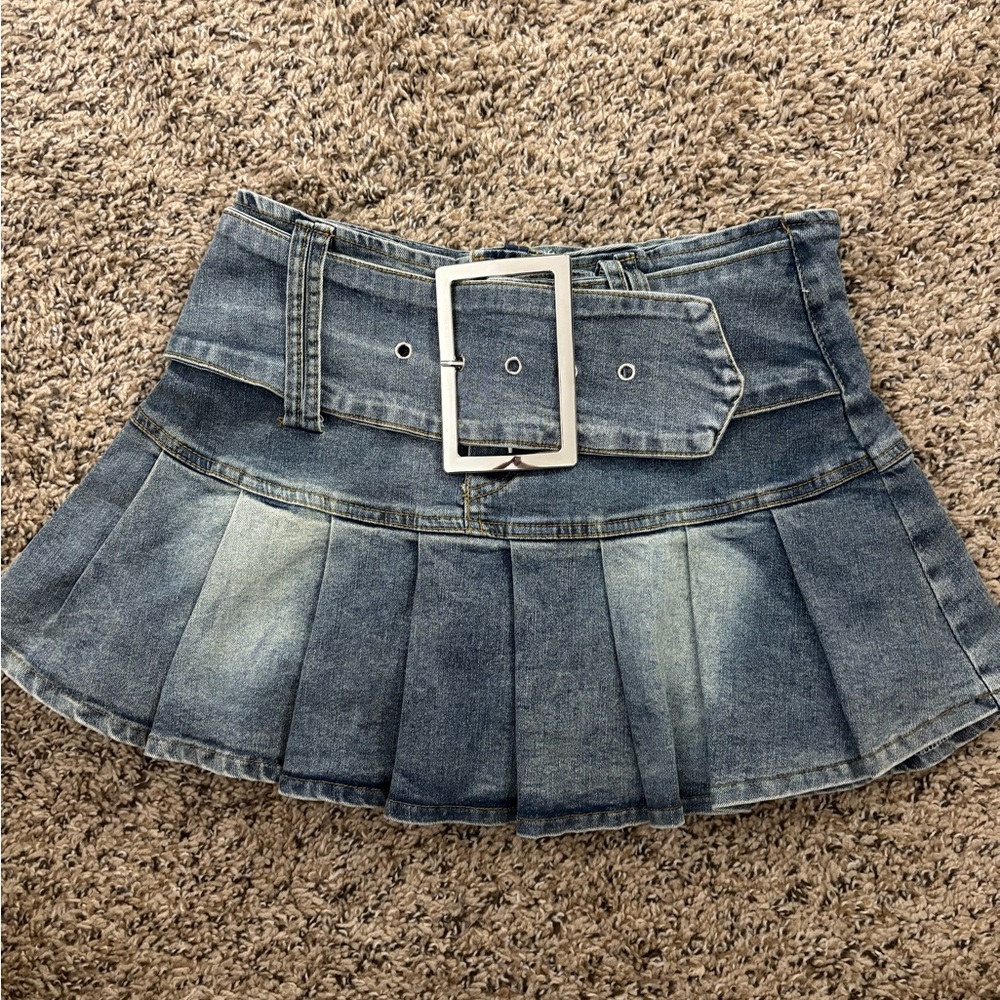 Denim Mini Pleated Stretch Skirt with short under and Belt - Blue